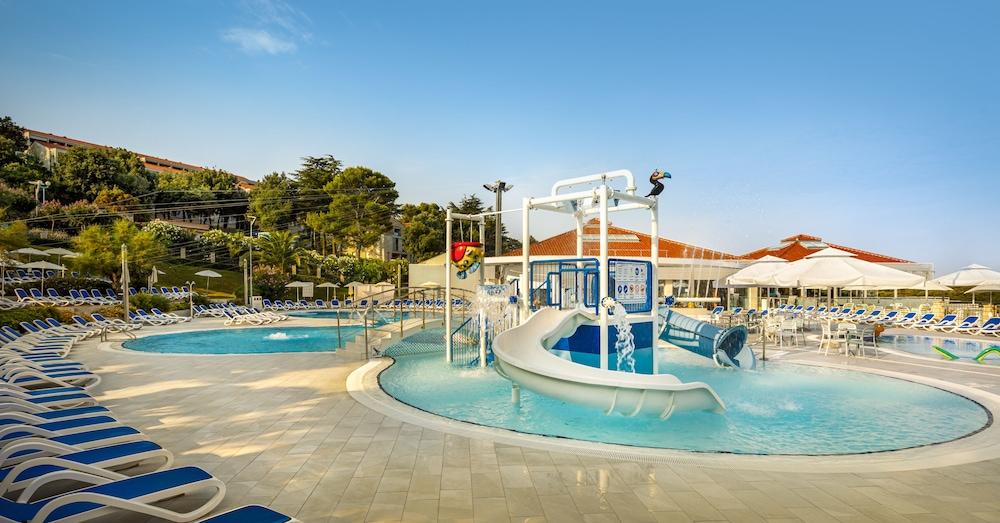 Maistra Select Belvedere Resort Върсар Екстериор снимка