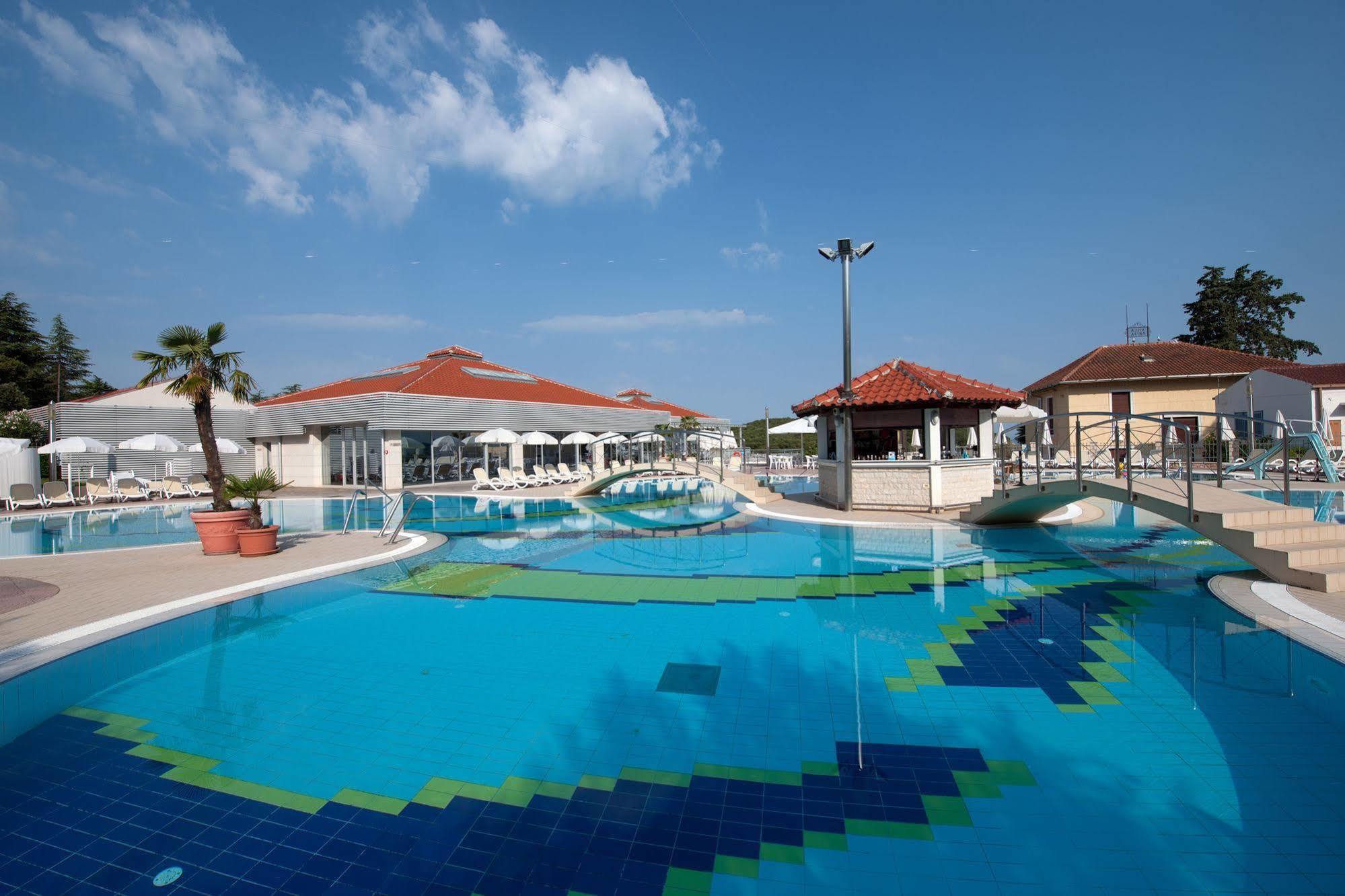 Maistra Select Belvedere Resort Върсар Екстериор снимка